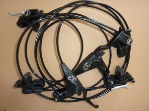 Magura HS 33 Black Edition, Cover schwarz, Aluhebel schwarz, 2 Finger Hebel, Paar