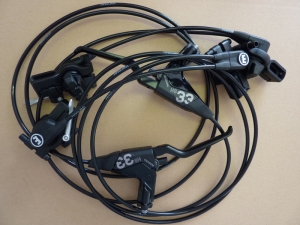 Magura HS 33 Black Edition, Cover schwarz, Aluhebel schwarz, 4 Finger Hebel, Paar